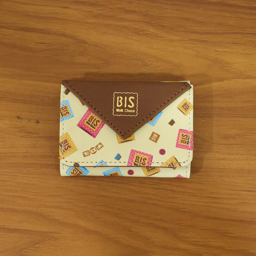 stylish wallet for men and women